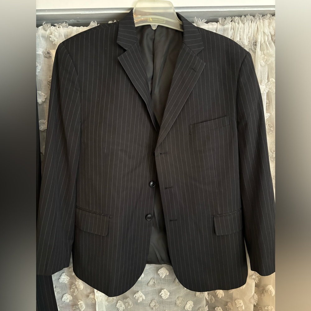 Cooper and Nelson black with white pinstripe set - Picture 6 of 13